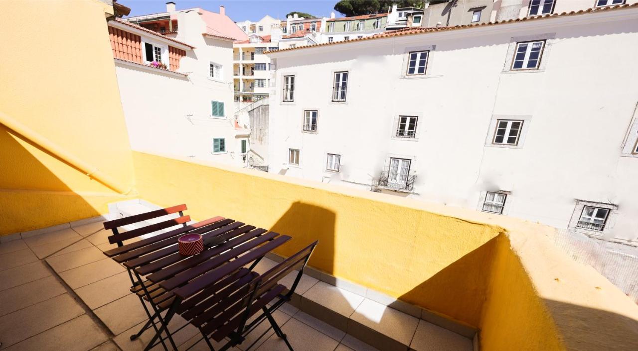 Apartments Center Castelo Lisbon Bagian luar foto