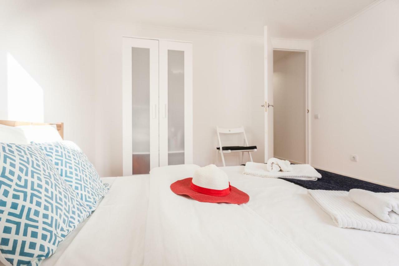 Apartments Center Castelo Lisbon Bagian luar foto